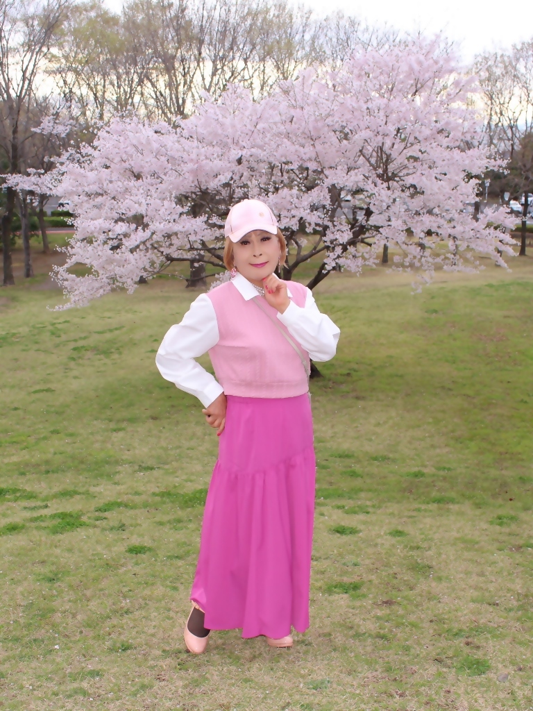 胸ピンクトップピンクマキシスカート桜背景B(8)