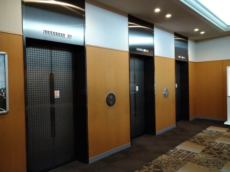 館内エレベーター