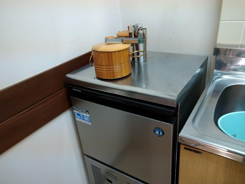 炊事室2製氷機